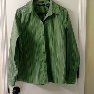 Eddie Bauer Top Button Down Long Sleeves Winkle Resistant 100% Cotton Size Large